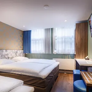 https://the-old-nickel-hotel.amsterdamhotelsnl.com